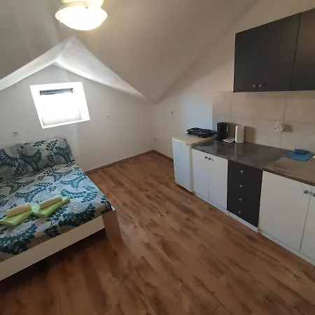 Dejan Apartment4-top Centar Apartamento *