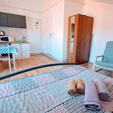 Dejan Apartment4-top Centar Apartamento