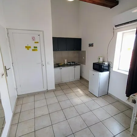 شقة Dejan Apartment4-top Centar بولا