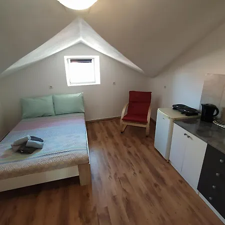 Appartement Dejan Apartment4-top Centar Pula