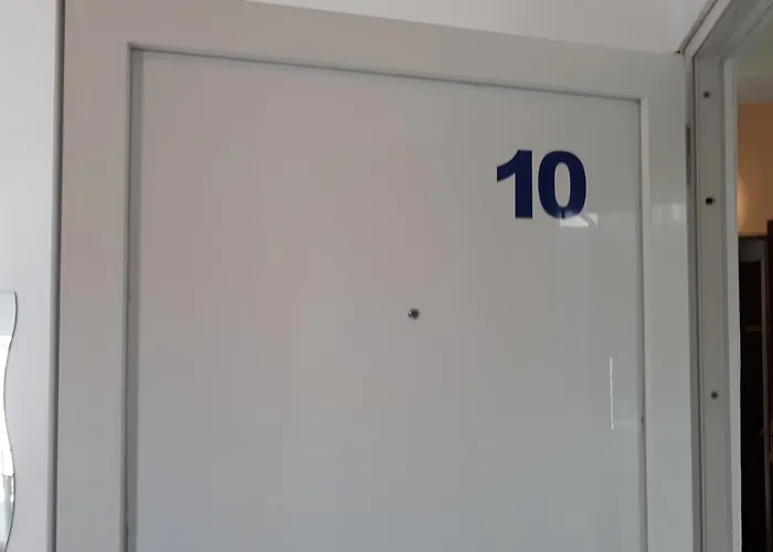 Dejan Apartment4-top Centar