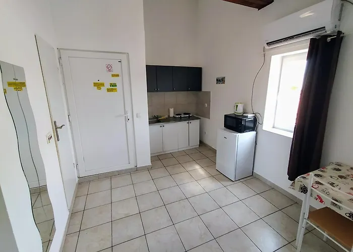 아파트 Dejan Apartment4-top Centar 풀라