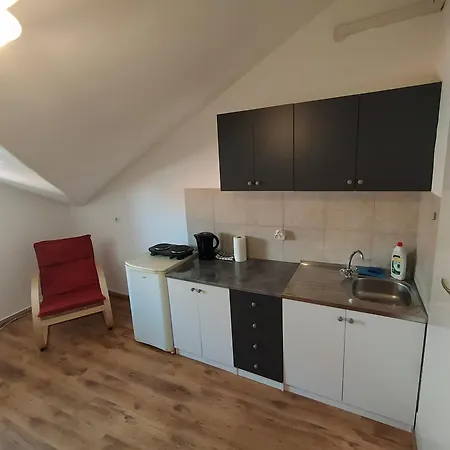 Dejan Apartment4-top Centar Apartment *